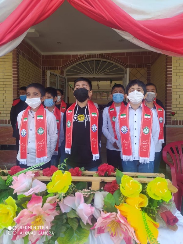 مراسم نمادین جشن عاطفه ها در مدرسه شهید میرزایی شهر نودان برگزار شد