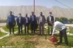 مراسم روز درختکاری در اداره آموزش و پرورش کوهمره نودان برگزار شد