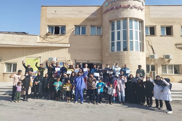 اجتماع کارکنان بیمارستان قائمیه در محکومیت جنایت رژیم صهیونیستی