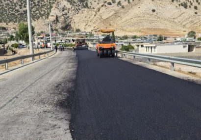 آغاز عملیات روکش آسفالت راه میان بخشی دیکانک به کلانی